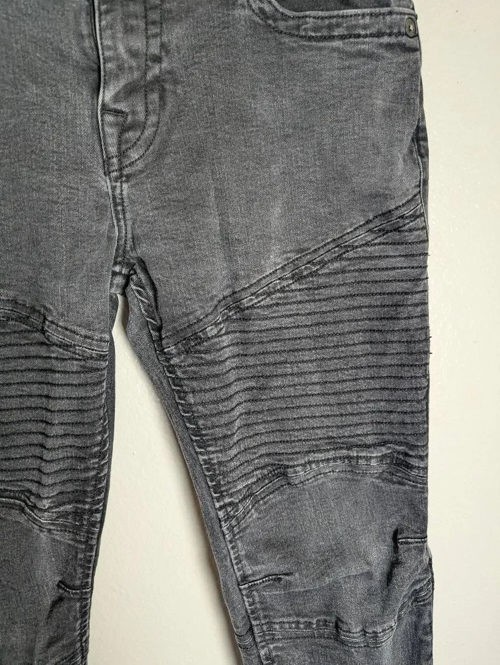 True Religion faded black Geno relaxed slim moto ribbed leg mens jeans 32